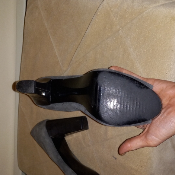 Franco Sarto gray suede open toe pumps sz 7 - Picture 5 of 6
